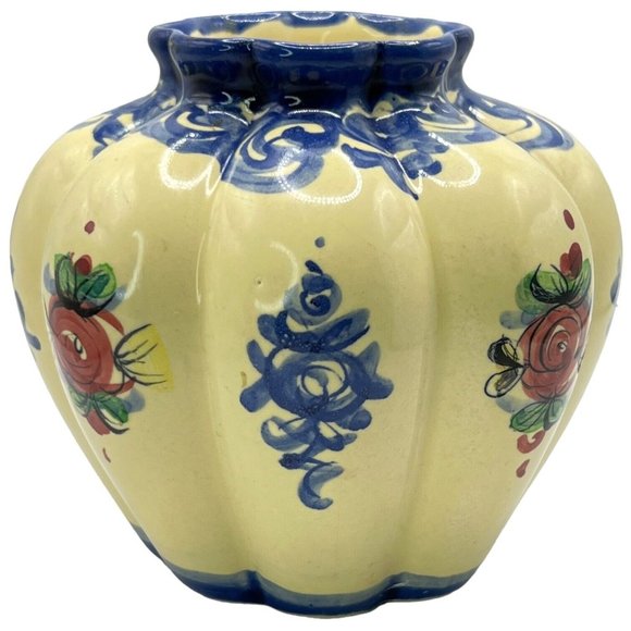 Vestal Alcobaca Vase Hand Painted Blue Flowers Made In Portugal Art Pottery VTG - Picture 2 of 9